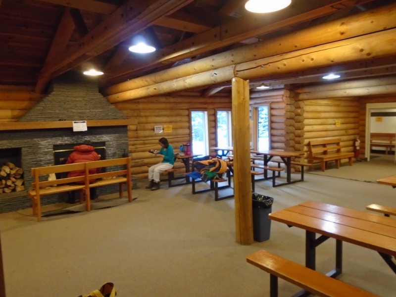 Pocaterra hut