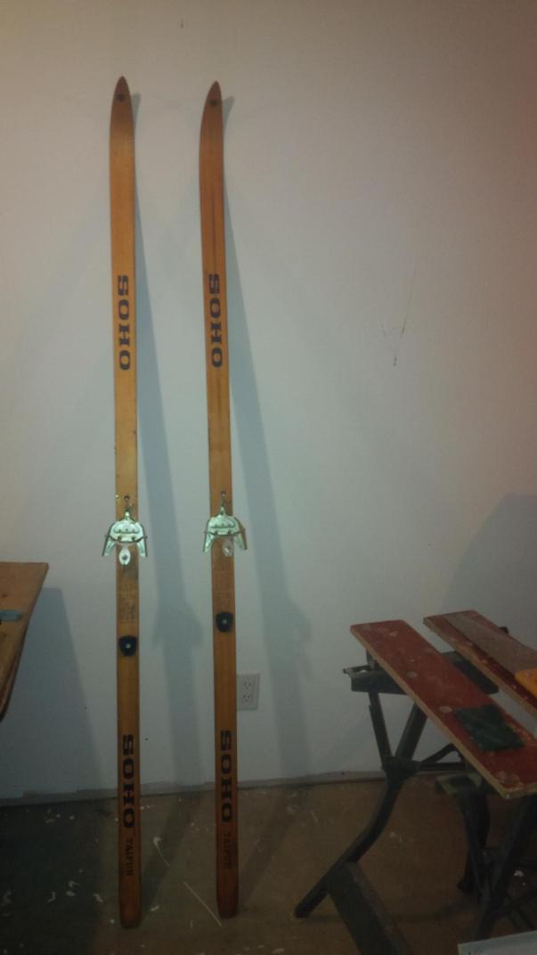 Wooden skis