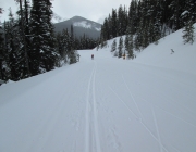 Moraine Lake road