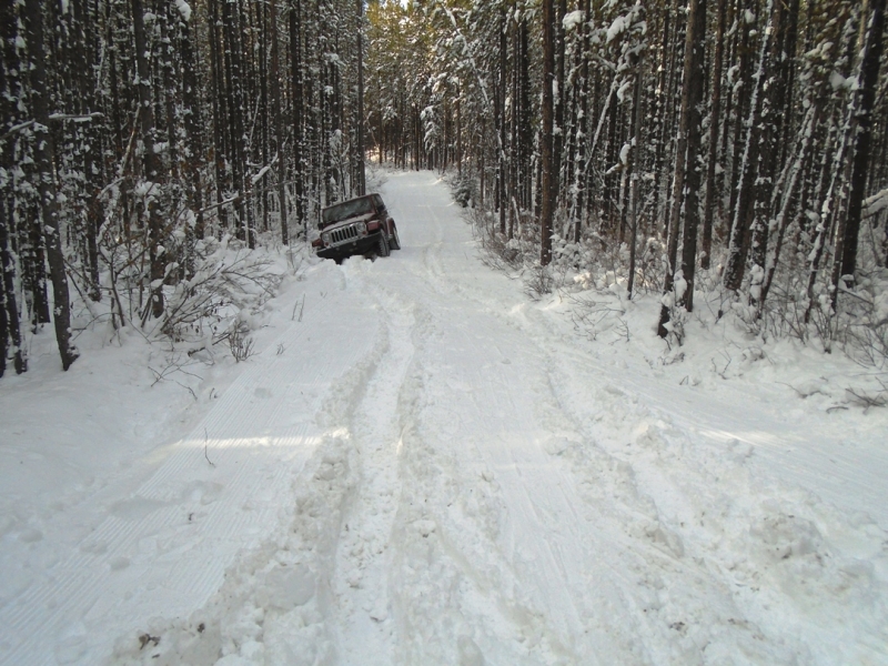 Stuck vehicle on Skogan pass
