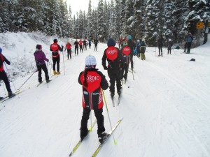 I encountered a large group of skiers from Red Deer Nordic at the Fairview junction(1.6K)