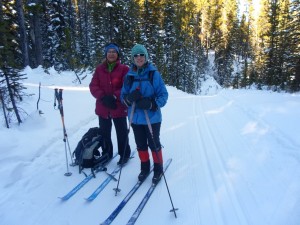 Elizabeth and Christine from the Rocky Mountain Ramblers. Christine made the draw for the Fischer skis contest. 
