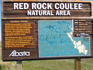 Red Rock Coulee trailhead (click for larger image)