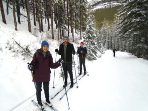 3 skiers from Australia on Spray River West